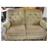 La-Z-Boy Loveseat Recliner - 36" x 63" x 39"