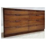 American of Martinsville 8 drawer dresser