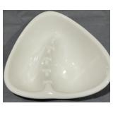Mid-Century Ashtray 3x7.5x6.5