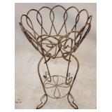 Metal Wire Planter, 28 x 14