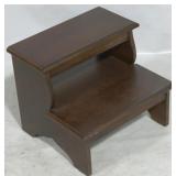 Butler Specialty bed steps, 14.5 x 17.5 x 15