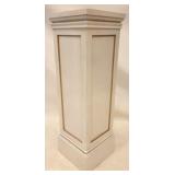 Chelsea House Gold Accent Pedestal