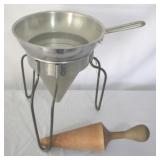 Sifter w / Pestle - 11" x 8.5"