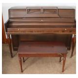 Wurlitzer Piano w / Bench