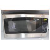 GE Microwave - 24" x 18" x 14"