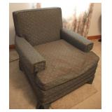 Chair - 30" x 33" x 31"