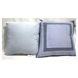 2 Throw Pillows