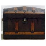 Vintage Dome Top Trunk w/ Tray