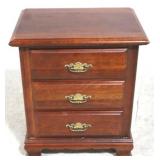 Mahogany 3 drawer nightstand