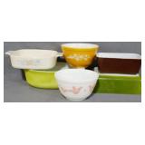 Assorted Pyrex & Other Bowls / Casseroles