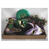 Lot Mardi-Gras Decorations