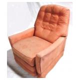Recliner 38 x 31 x 22
