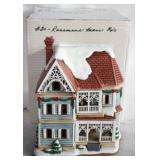 "Rosewood Manor" House with Box