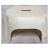 Sterilite Step Stool 13x16x10