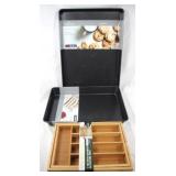2 Baking Sheets and Utensil Organizer