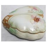 R.S. Prussia Heart Box 5x4.5"