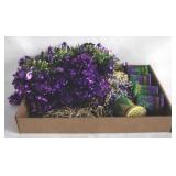 Lot Mardi-Gras Decorations