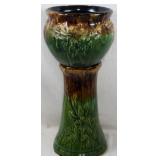 Majolica Jordaneire & Pedestal 28"