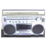 Toshiba Portable Radio - 9" x 18" x 5"