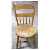 Chair - 24" x 32" x 17"