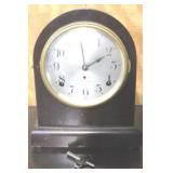 Seth Thomas Mantel Clock - 10" x 8" x 6"