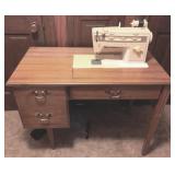 Singer Sewing Machine - Stylist 834 30x37x20