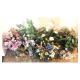 Lot Faux Flowers