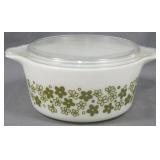 Pyrex Crazy Daisy Bowl with lid 4x10x8