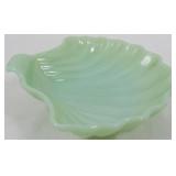 Jadeite Clamshell Bowl 7x6x2