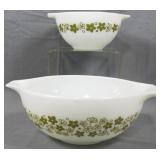 2 Pyrex Crazy Daisy Mixing Bowls (largest: 4x11x9)