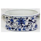 Small Blue and White Tub 6x14x10