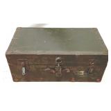 Flat Top Trunk w/ tray - 13" x 30" x 15"