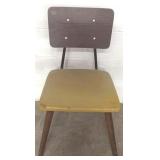 Chair - 32" x 17" x 18"