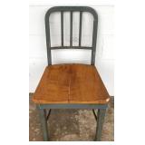 Chair - 32" x 17" x 17"