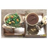 2 Trays Assorted Items