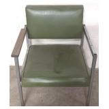 Chair - AS-IS - Missing Arm - 35" x 26" x 26"