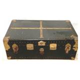 Flat Top Trunk w/ Tray - 14" x 32" x 16"