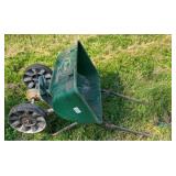 Scotts Seeder 28 x 20 x 20