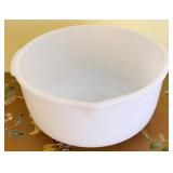 Milk Glass Batter Bowl 5 x 10