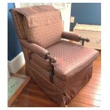 Vintage Arm Chair 39 x 24 x 32