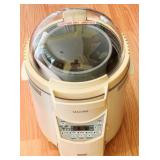 Bread Maker 13"