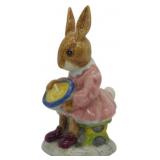 Buntie Bunnykins "Helping Mother" Figure 3.5"