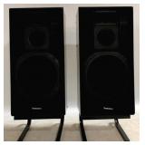 Pair Technics Speakers Model SB-L55