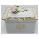 Porcelain Container 4x5x4