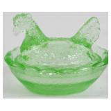 Miniature Glass Hen on Nest 2x3x2