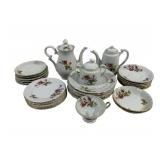30 Mossrose China Pieces