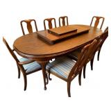 Drexel Dining Table w/ 2 leaves & pads & 6 chairs