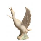 Lladro Swan Figure - 6" tall