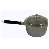 Pot w/ Glass Lid - 7 x 5.5