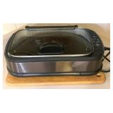 Electric Slow Cooker w/ Cutting Board - 20x11x9